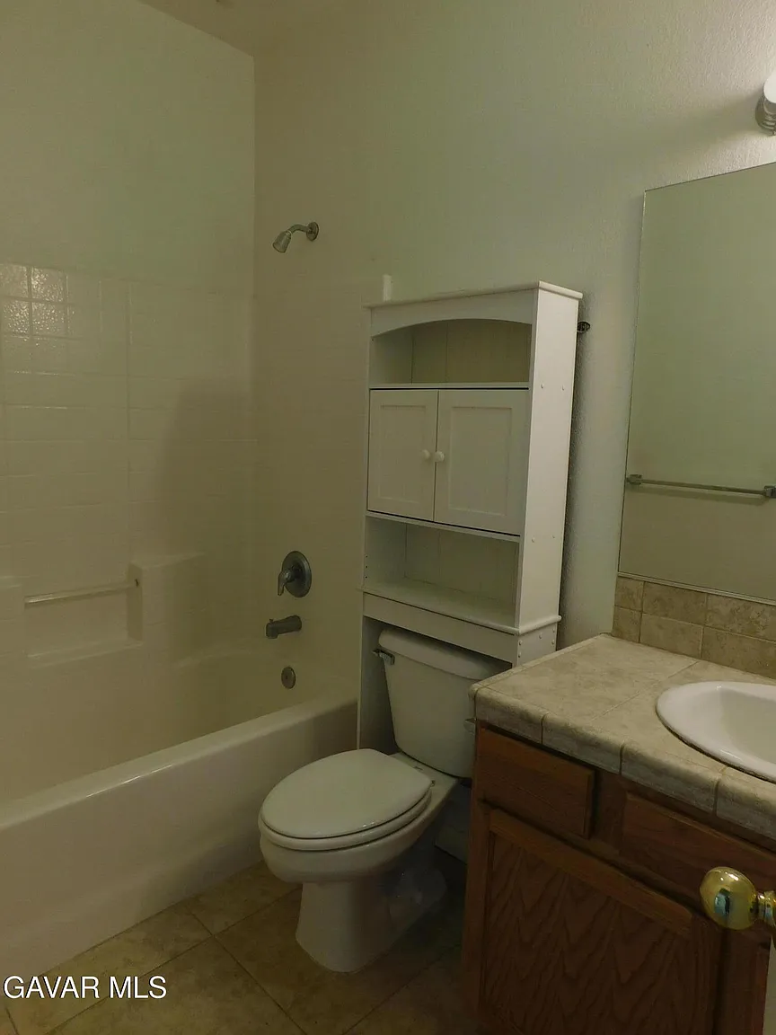 Spacious 3BR 2BA Home with Modern Updates thumbnail 8